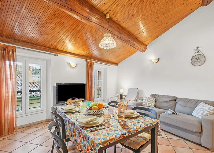 Le Suquet - Old Town - Happy Cannes